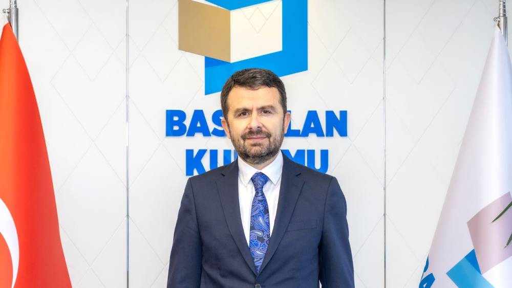 Amasyalı Abdulkadir Çay, Basın İlan Kurumu genel müdürü olarak göreve başladı