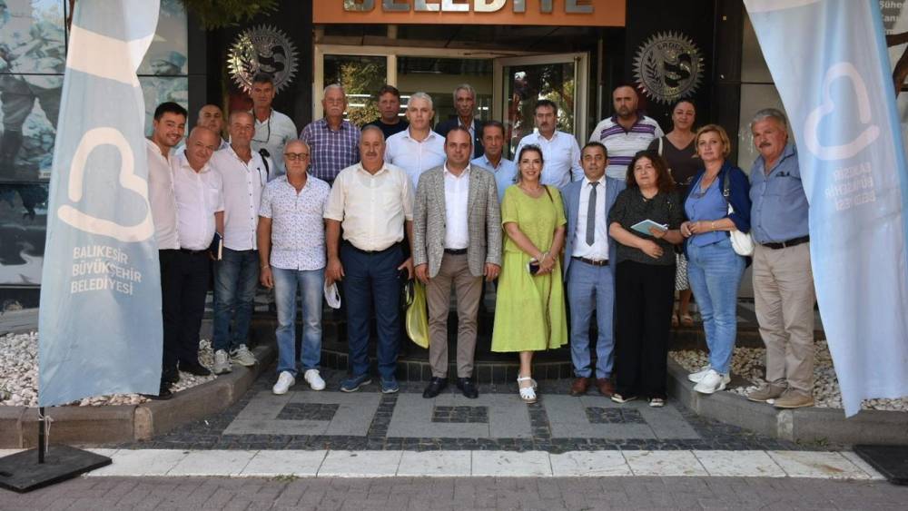 Balıkesir'de Muhtarlarla Dayanışma Toplantıları Sürüyor