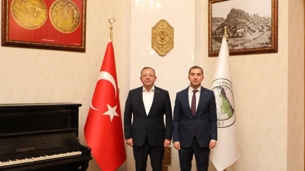 Vali Polat'tan Kars'ın Yeni Yargı Hakemine Tebrik