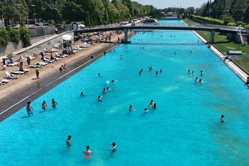  Eskişehir'de Kentpark'a Yoğun İlgi 