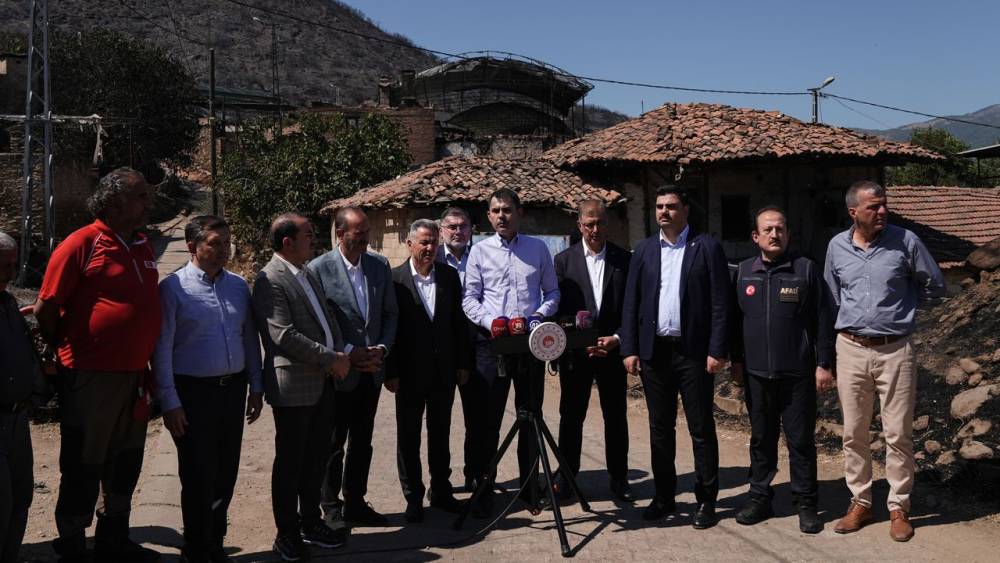 İzmir Yangınları Etkisinde: Yeniden İnşa Çalışmaları Başladı