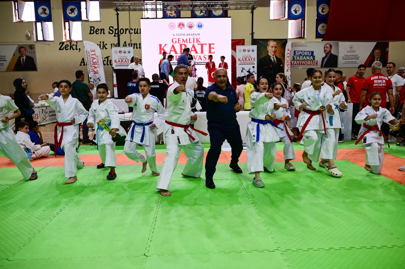 6. Gemlik Uluslararası Karate Turnuvası Başladı!
