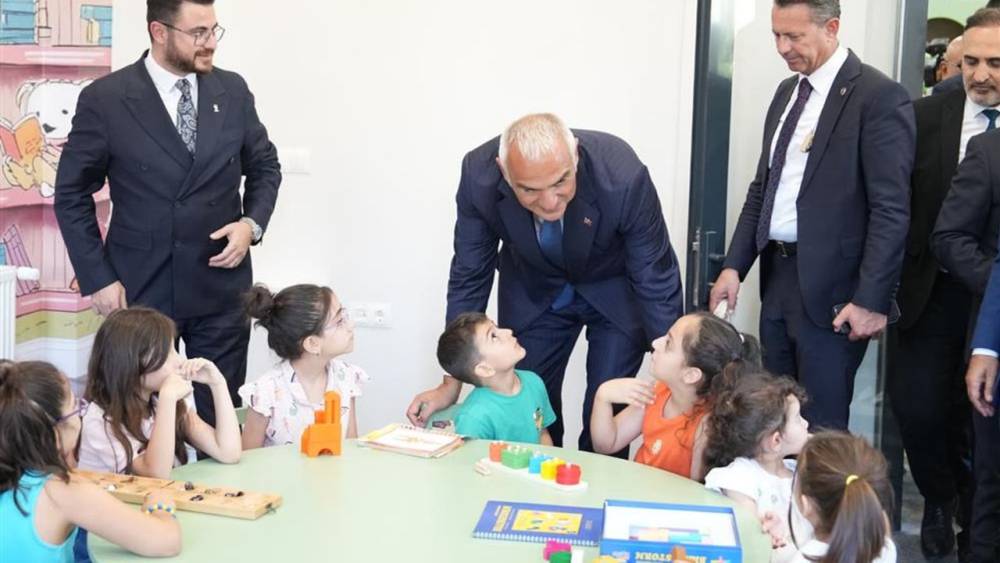 Kayseri Yeni Kütüphanesi ile Kültür ve Eğitime Katkı Sunuyor