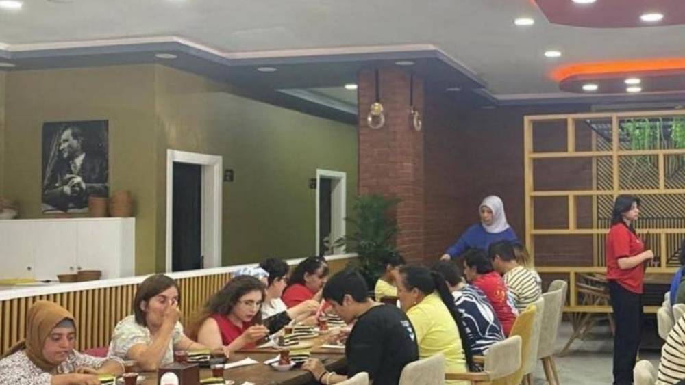 Kafe Etkinliğinde Neşeli Anlar Yaşandı