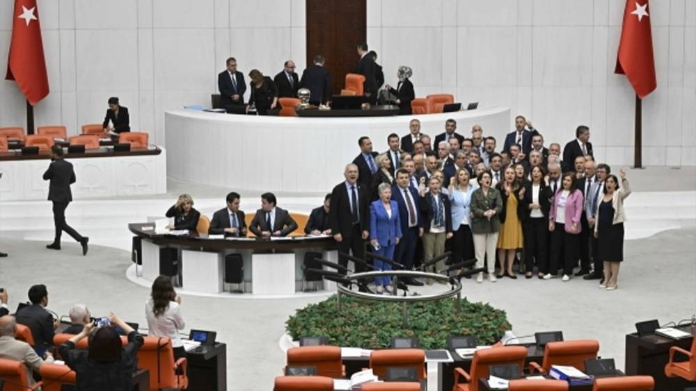 Meclis'te Harekat Tartışmaları ve Kaygılar