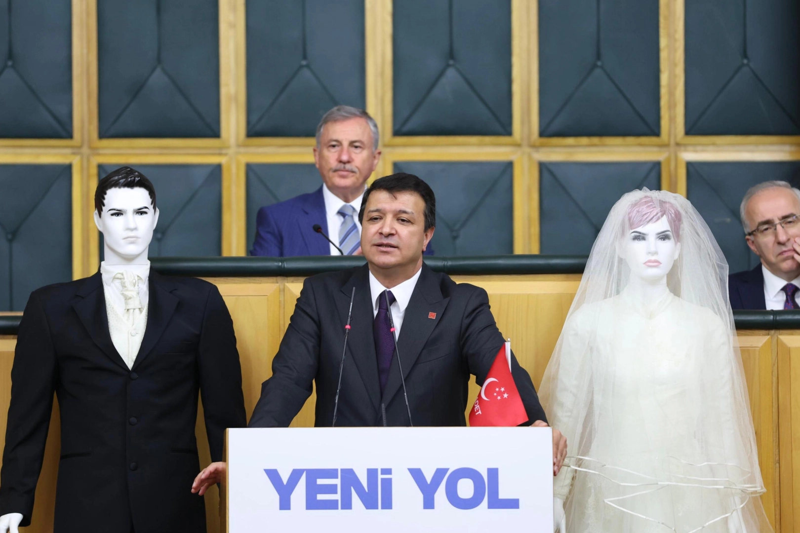 Ekonomik Sıkıntılar Evlenmeyi Zorlaştırıyor