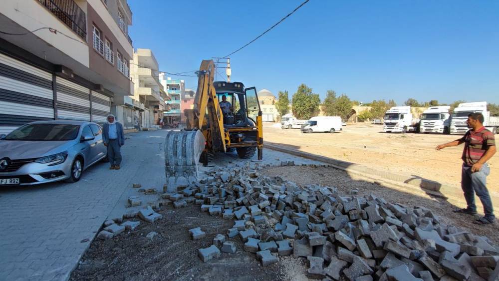Eyyübiye'de Kış Öncesi Yol Yenileme Hızlandı