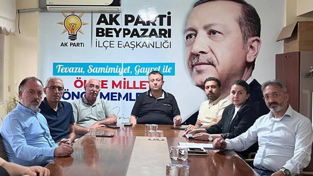 İlçe Başkanı Halil Etili'nin Toplantı Değerlendirmesi