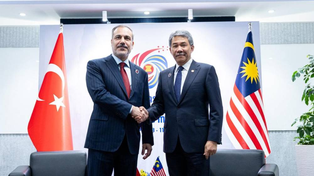 ASEAN'da Yoğun Diplomasi Trafiği