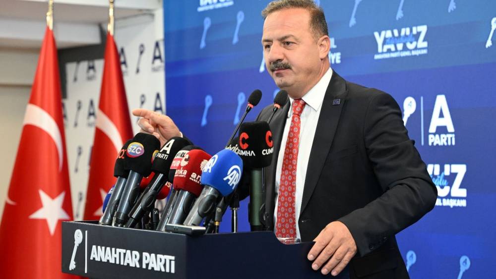 Ağıralioğlu'ndan Anayasa ve Terör Değerlendirmesi