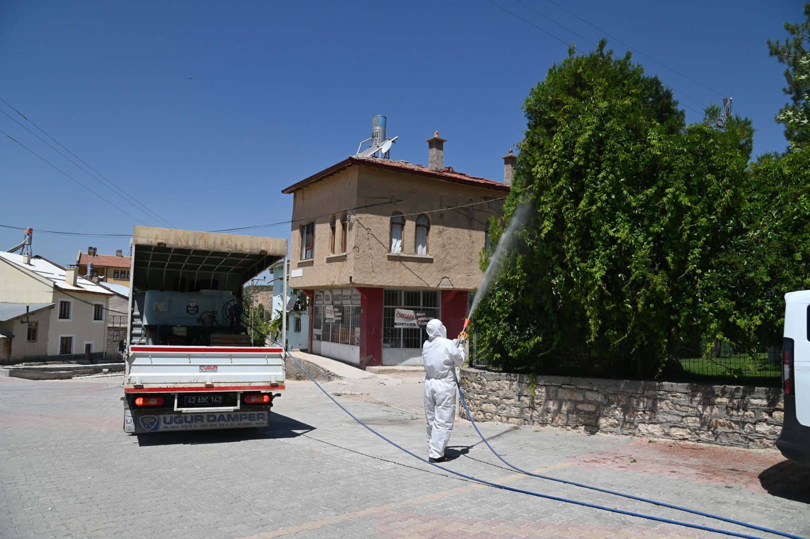 Selçuklu'da Haşere İlaçlama Çalışmaları Sürüyor