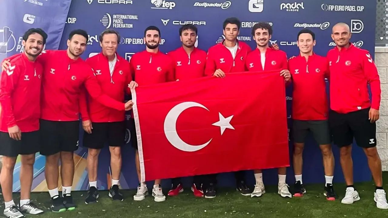 Adana, İlk Milli Padel Takımında!