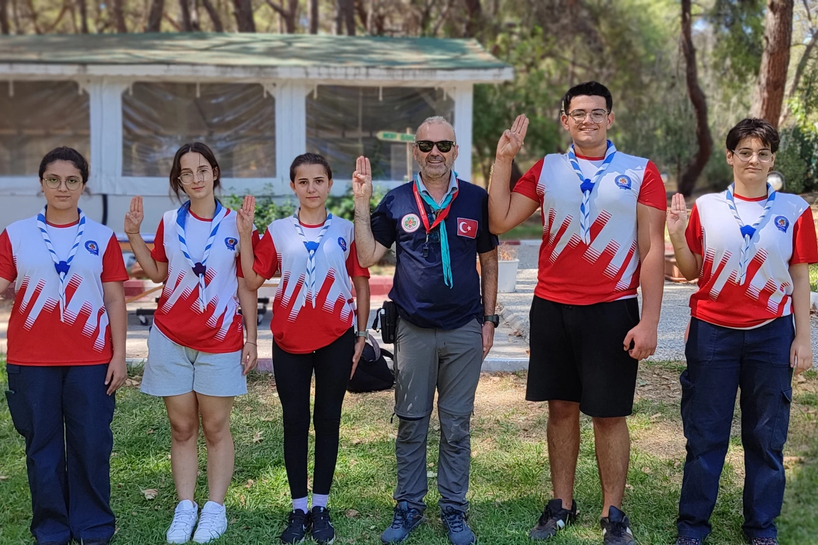 Antalya'da Gençler İçin İzcilik Eğitimi Başladı