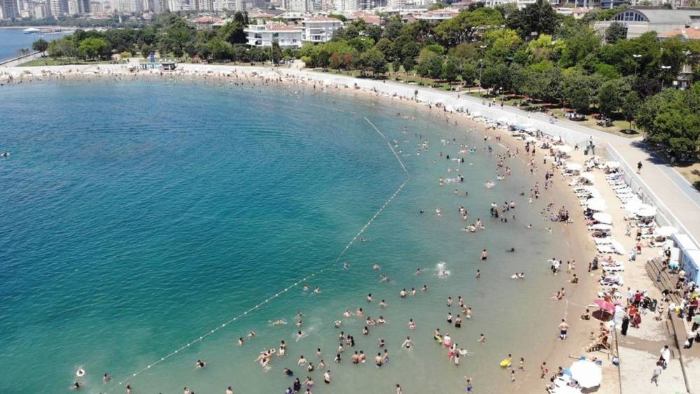 İstanbul ve Çevresinde Denize Girmek Yasaklandı