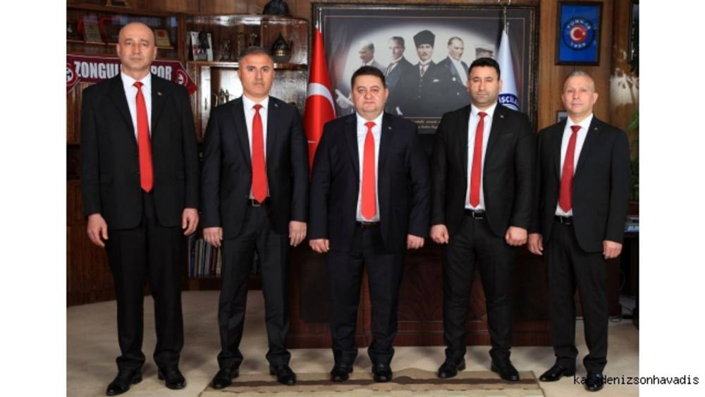Madenciler Demokrasiye Sahip Çıkıyor