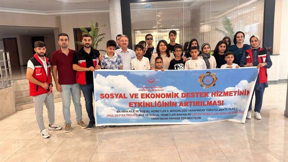 Batman'da Öğrencilerle Moral Yemeği Düzenlendi