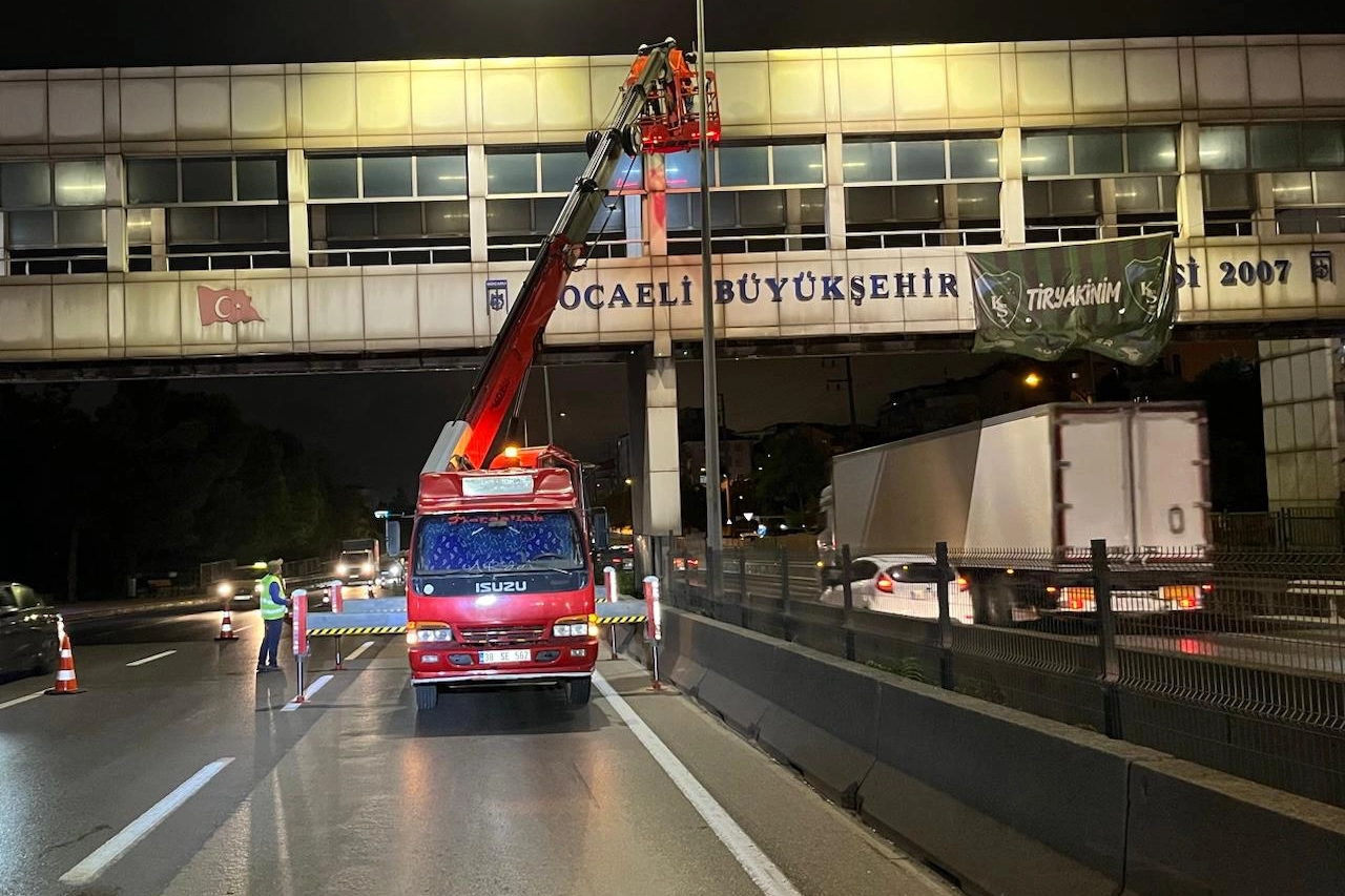 Kocaeli'de Gece Gündüz Temizlik Hareketi
