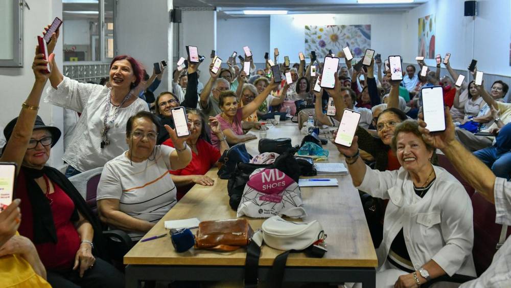 Ankara'da Emeklilere Neşe Geldi