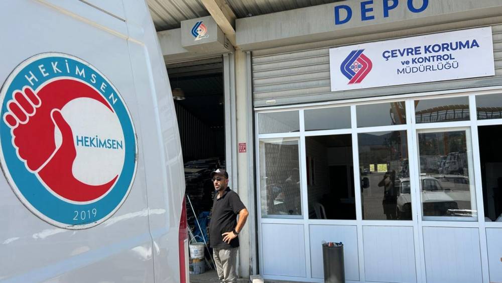 Depremzedelere Destek: HEKİMSEN Sahada