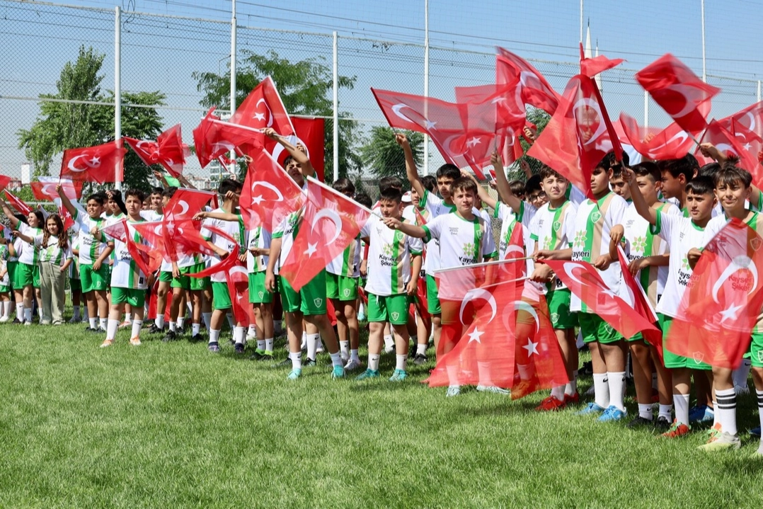 Kayseri Şekerspor Yaz Okulu'na 530 Çocuk Katıldı!