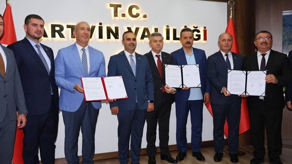 Artvin'de 8 Proje İçin Protokol İmza Töreni Gerçekleşti