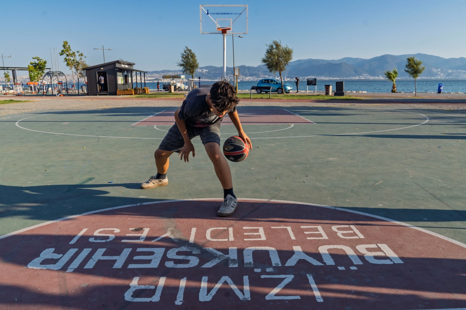 Spor İstasyonları Bostanlı Sahili’nde Hizmete Girdi