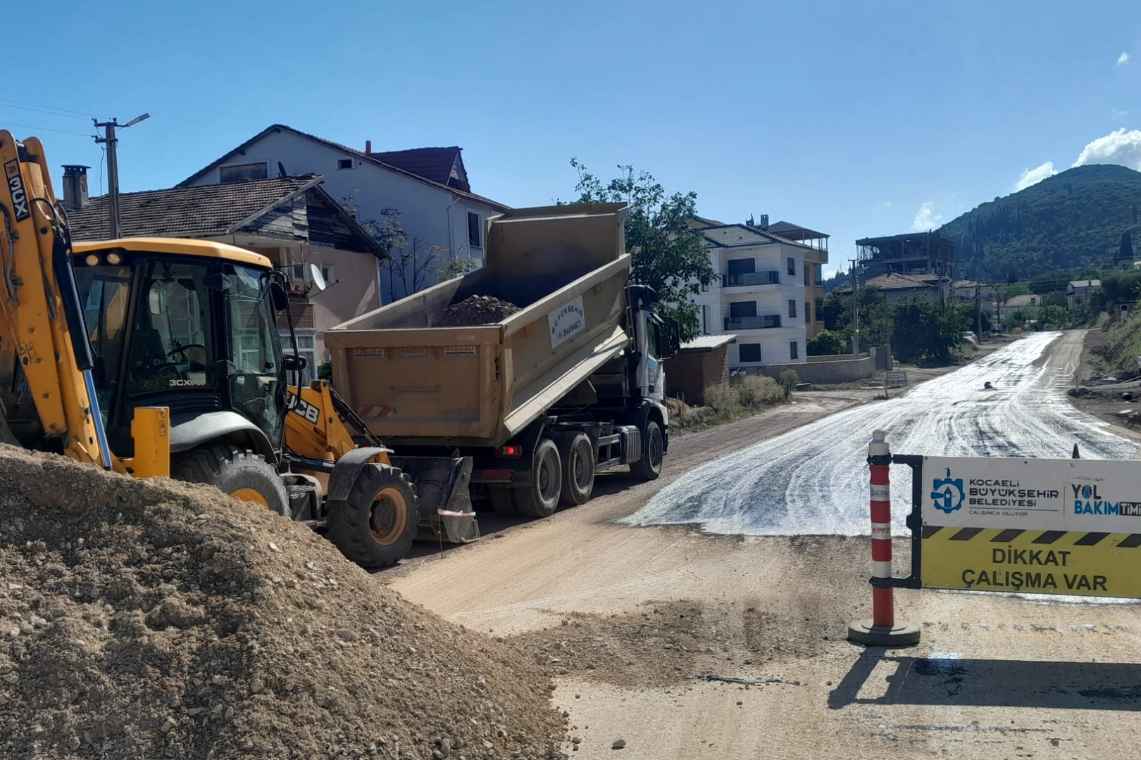 Ereğli Mahallesi Yenilenen Yoluyla Trafiğe Nefes Aldırıyor