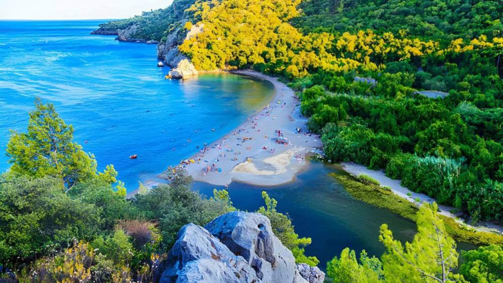 Antalya'da Turizm Rekora Koşuyor