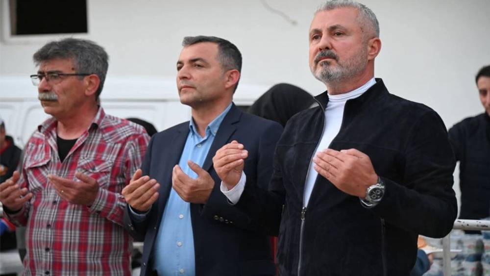 Antalya'da Siyasi İstifa Depremi