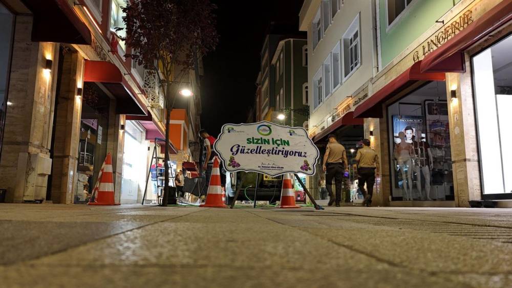 Ordu'da Yenilenen Sırrıpaşa Caddesi Cazibesi Artıyor