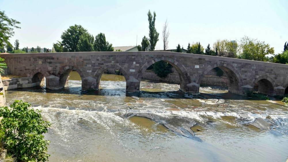 Ankara Çayı'nın Taşkını: Altyapı Sorunları ve Çözümler