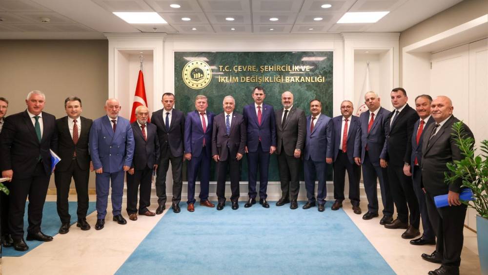 Mete Bahadır Yılmaz, Murat Kurum'u ziyaret etti