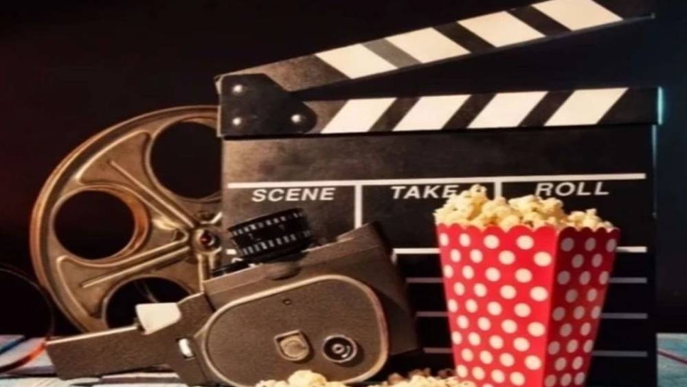 Aşıklar Şehri ve Diğer Yeniliklerde Sinema Keyfi