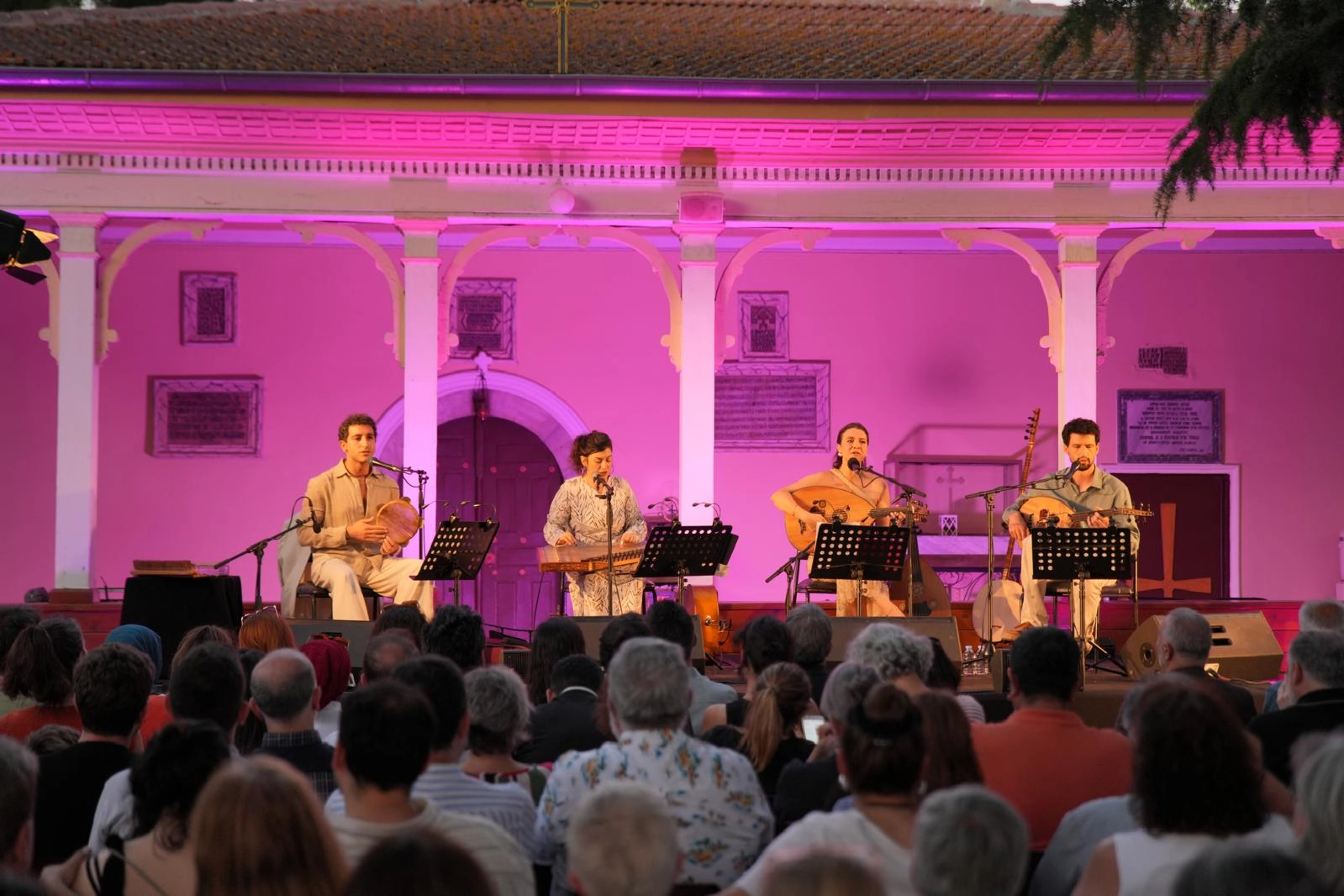 Kınalıada'da Tarihi Konser: 