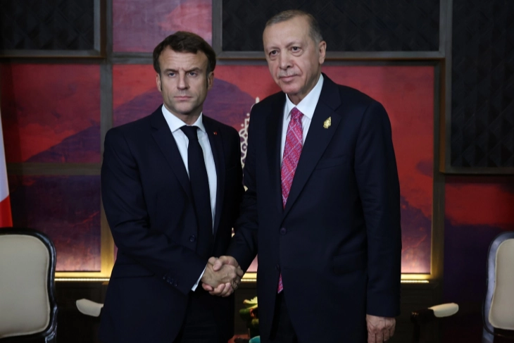 Erdoğan ve Macron, Gazze'yi Telefonda Görüştü