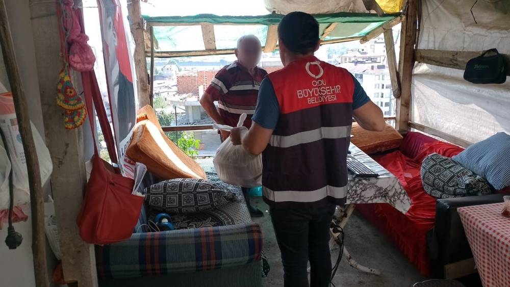 Ordu'da Yemek Dağıtımında Sevgi ve Dayanışma