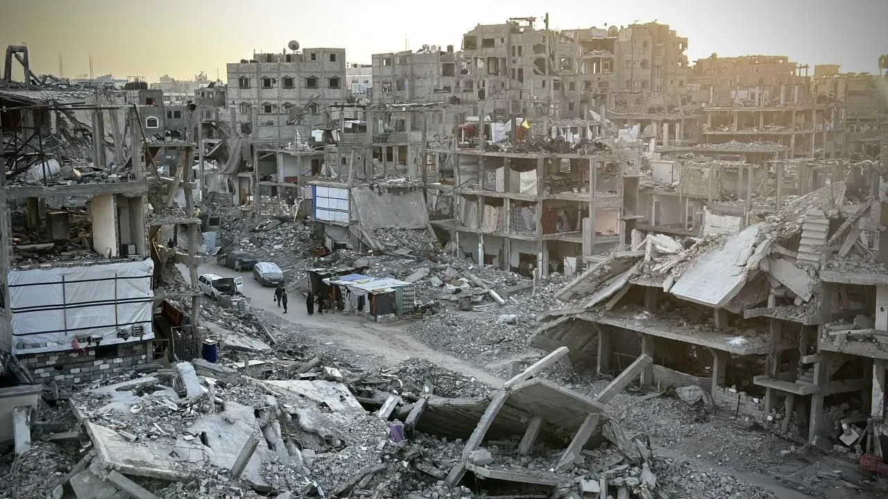 İsrail’in Gazze’deki hava saldırısında 10 Filistinli hayatını kaybetti