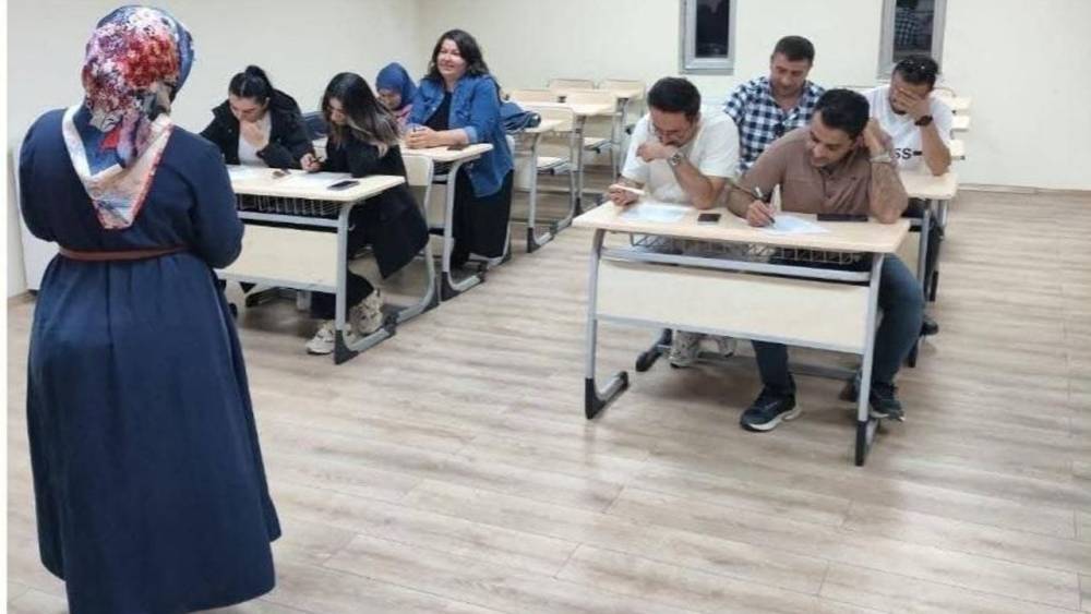 Sarıkamış’ta Personellere Kumar Bağımlılığı Eğitimi Verildi