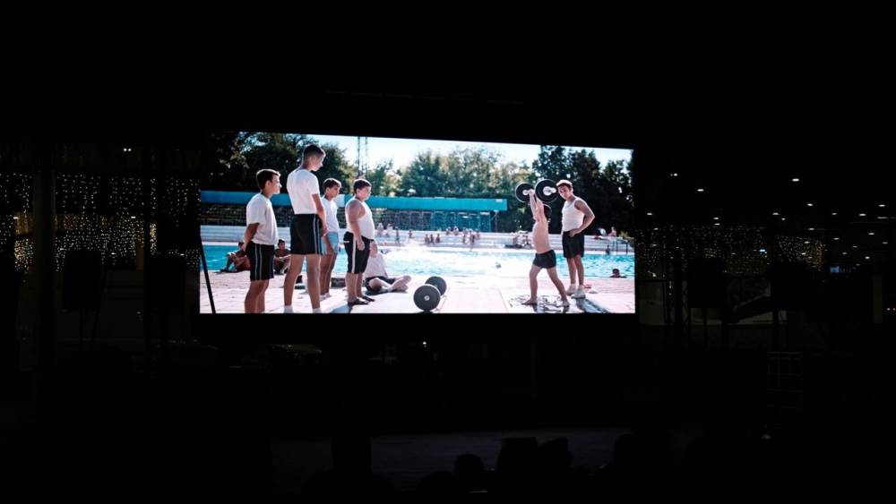 Kocaeli'de Yaz Serinliği: Açık Hava Sinema Geceleri Başladı