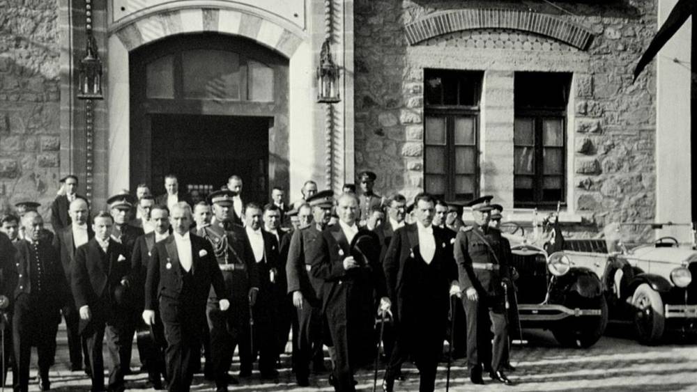 Cumhuriyet 102 Yaşında