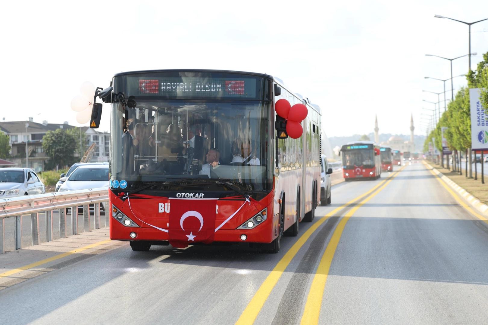 Sakarya'da Yeni Metrobüs Dönemi Başladı