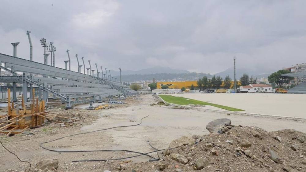 Adnan Menderes Stadı'nın Şubat'a yetişmesi bekleniyor