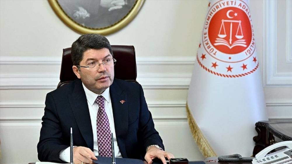 Hukuk Fakültelerine Yeni Başarı Barajı Düzenlemesi