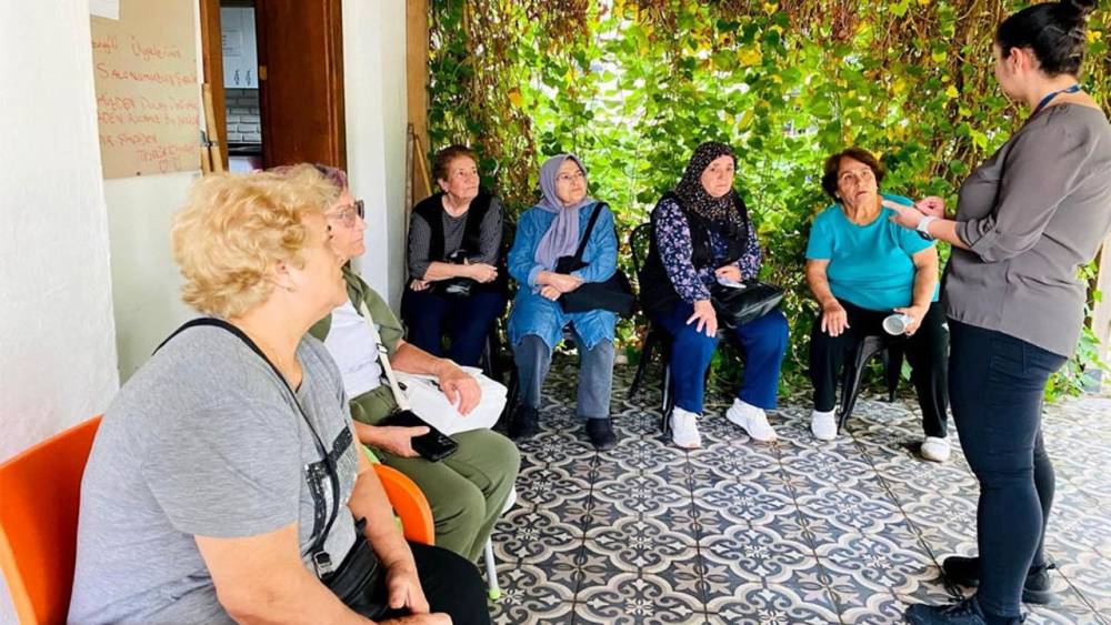 Kıdemli Kent sakinlerine sağlık eli