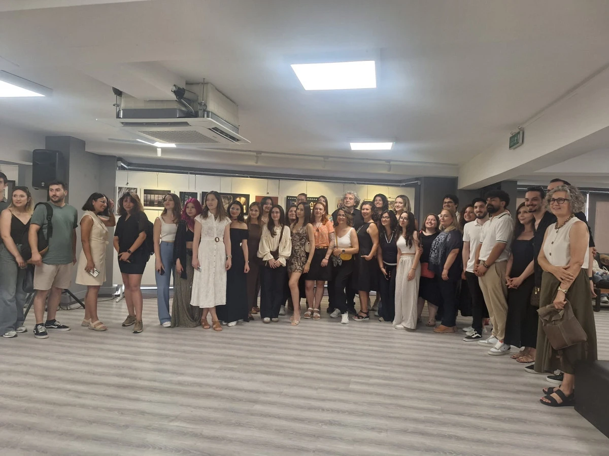 DEÜ GÜZEL SANATLAR FAKÜLTESİ’NDEN 50. YILA ÖZEL KARMA SERGİ