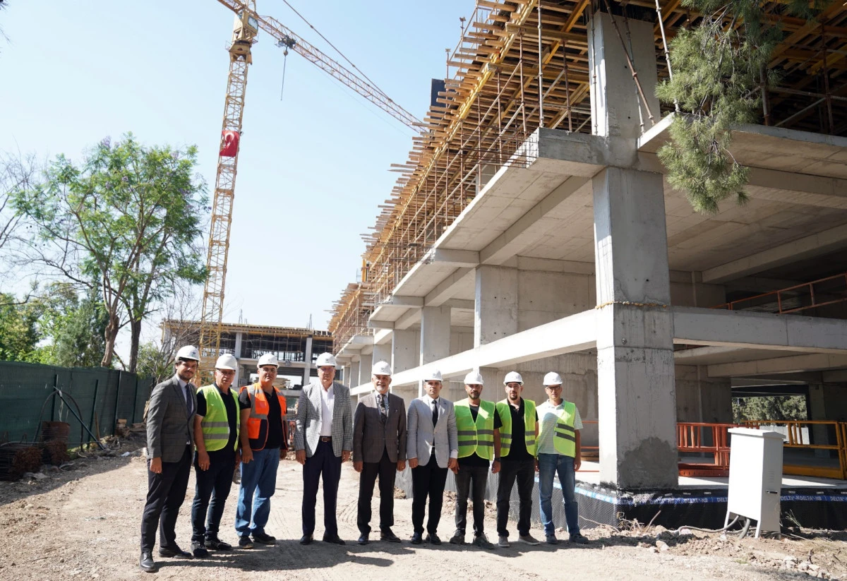 EGE TEKNOPARK YENİ BİNASIYLA TEKNOLOJİ ÜSSÜNE DÖNÜŞÜYOR