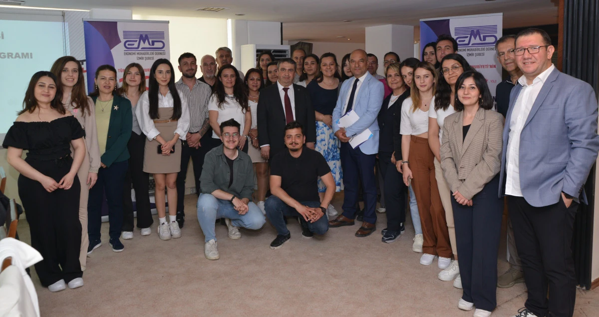 EMD İZMİR’DEN KUŞAKLARARASI GAZETECİLİK BULUŞMASI